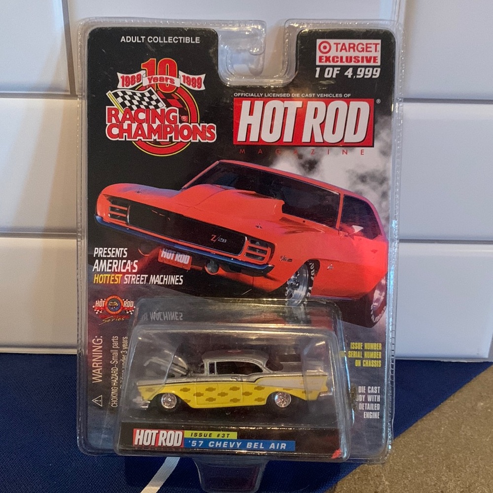 Racing Champions Hot Rod Magazine ‘57 Chevy Bel Air